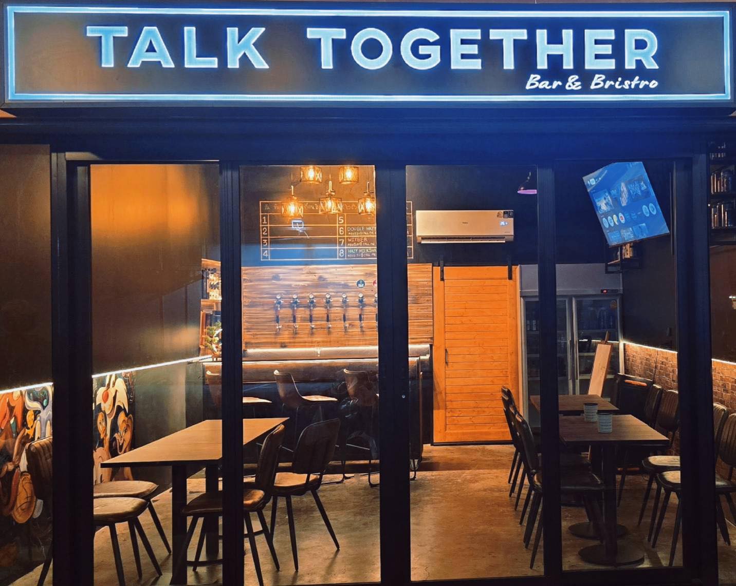 Talk Together Bar&Bistro